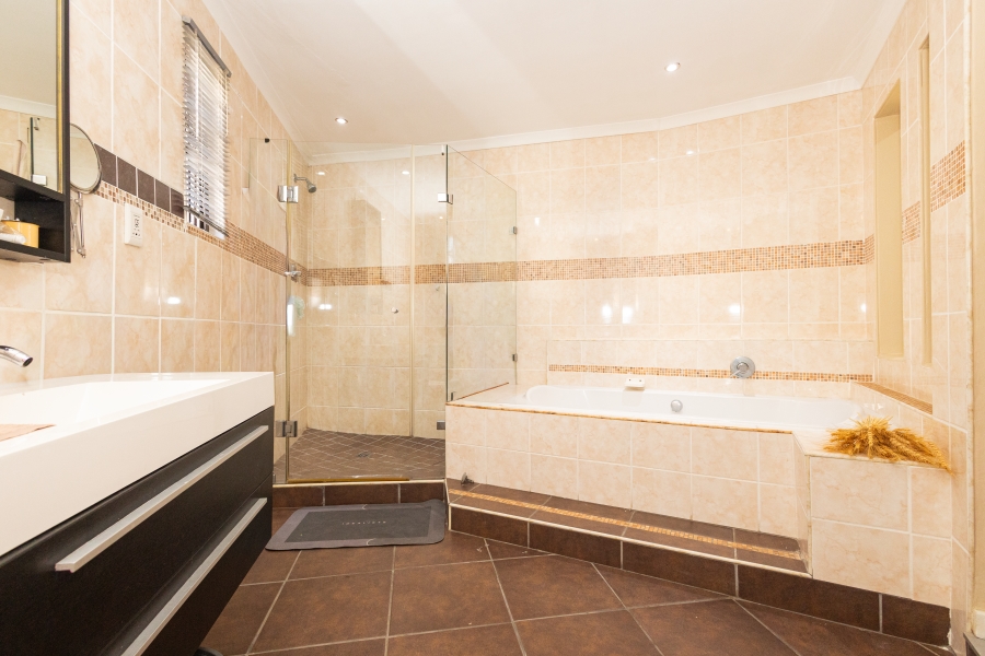 3 Bedroom Property for Sale in D